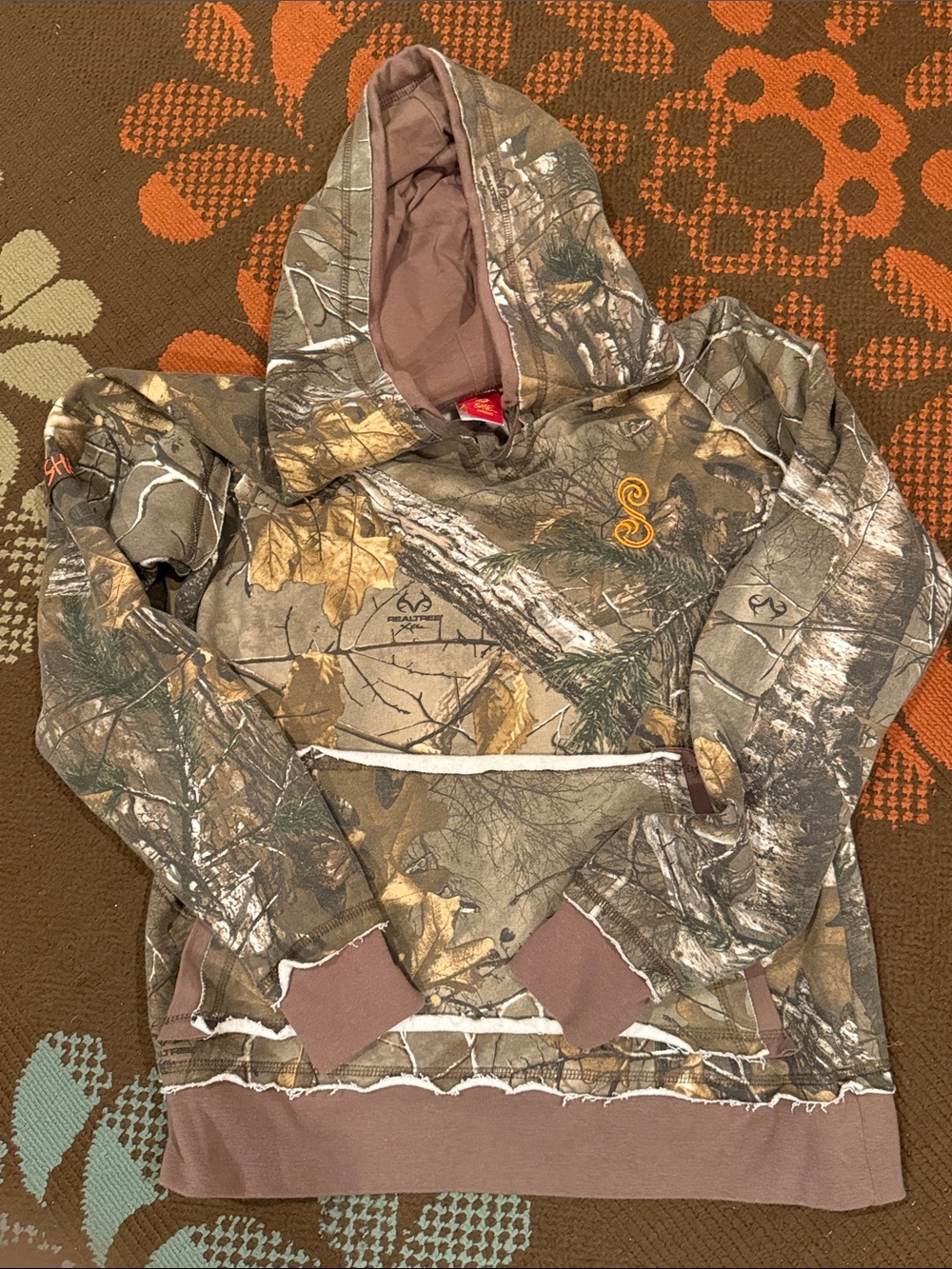 Realtree ~ She Outdoors Girls Camo Hoodie